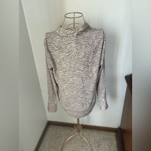 Abercrombie boyfriend fit zebra print long sleeve button down top size Small - Picture 8 of 8